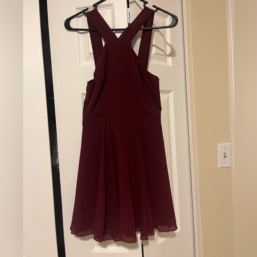 Lulus burgundy v-neck dress